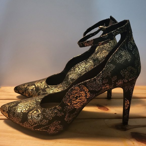 Christian Siriano shoes Size 8 - Picture 1 of 10